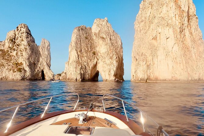 Private Boat Tour Admire The Coast Of Capri 2 Hours